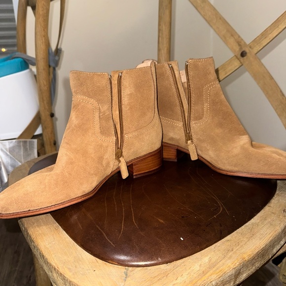 179$ COLE HAAN coastal Golden Toffee Suede Ankle Boots NWOT - Picture 4 of 10